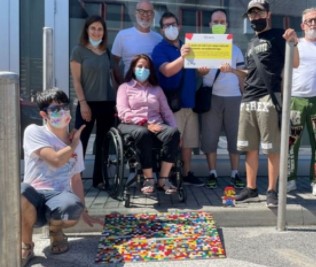 Una iniziativa da segnalare: la pedana fatta con i mattoncini Lego